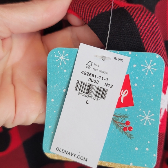 🆕️ Old Navy Disney Mickey Mouse Pajama Top - Picture 4 of 8
